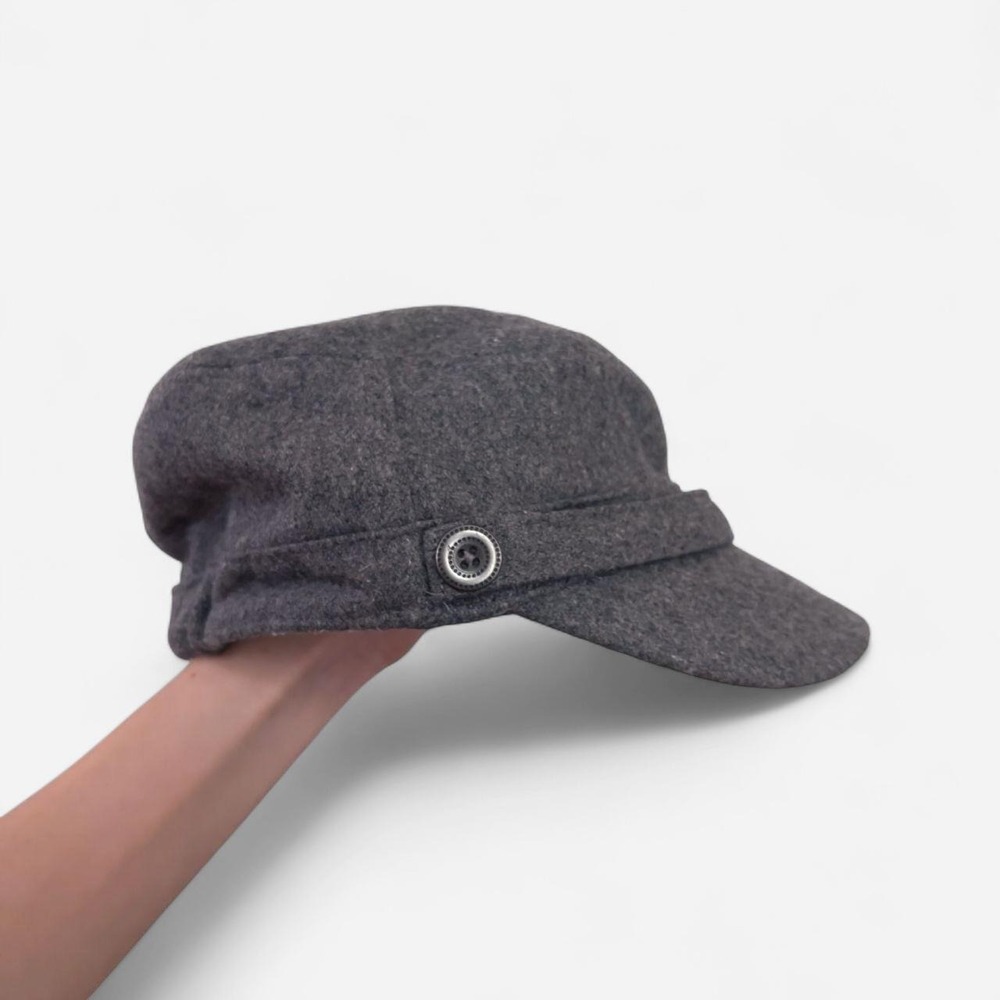 Y2K Old Navy Gray Baker Boy Hat from Year 2010